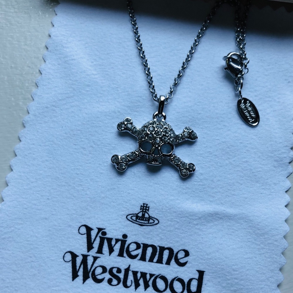 Vivienne Westwood skull necklace pendant